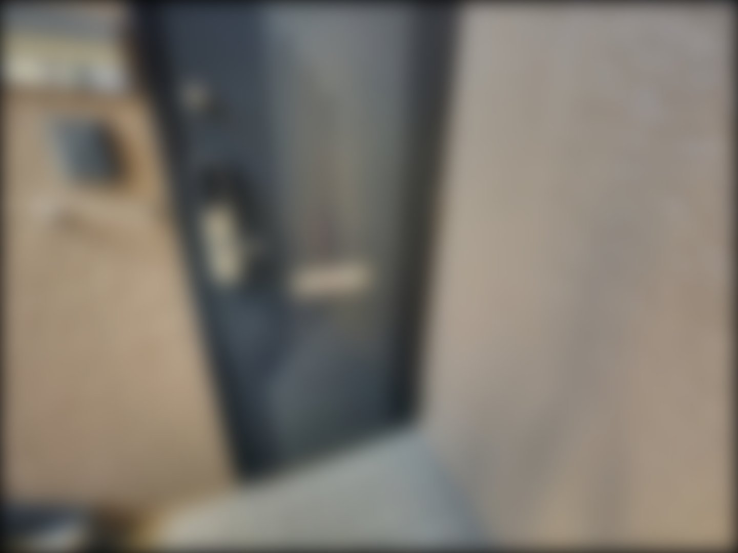 loading blurry tour image