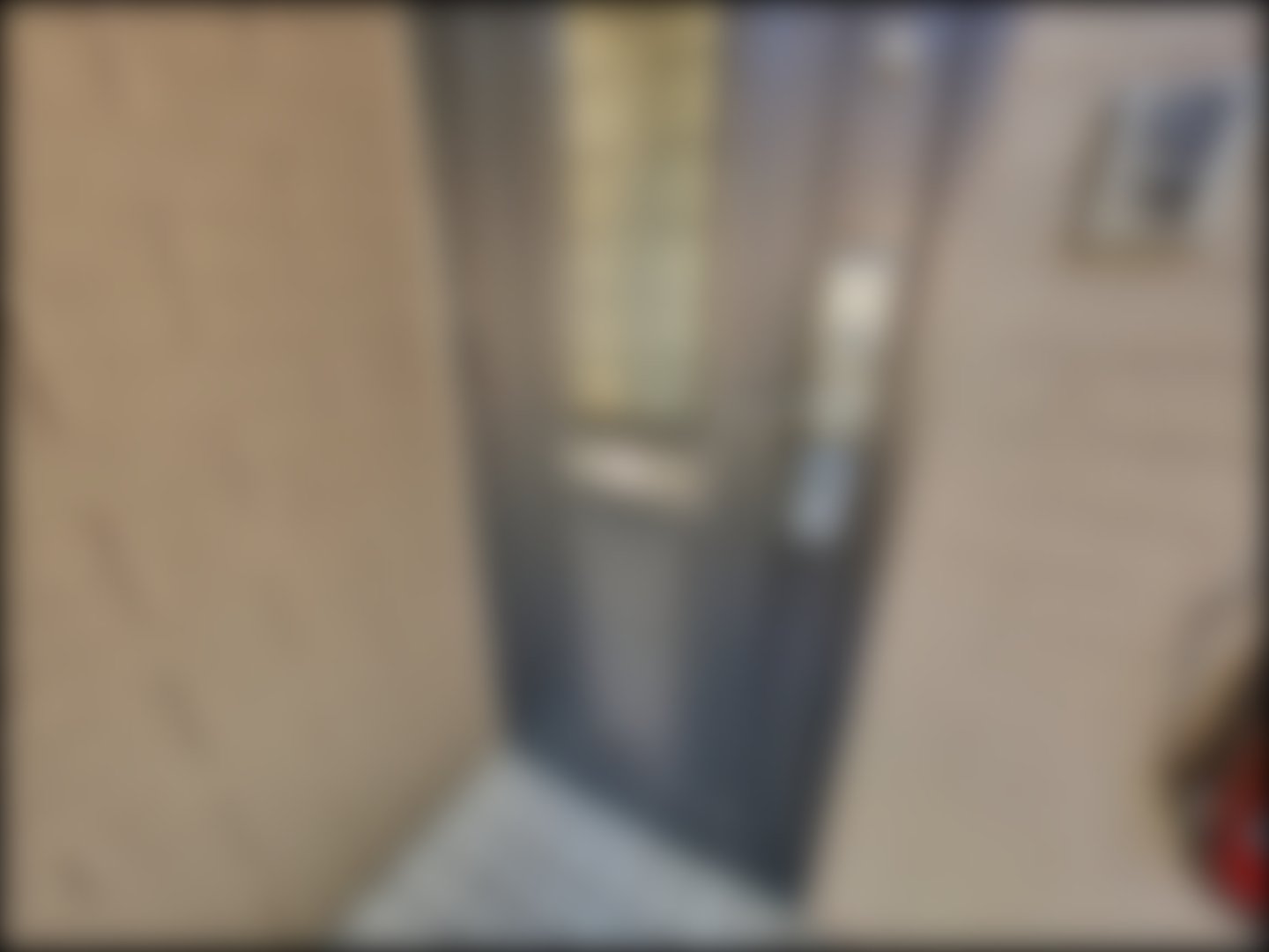 loading blurry tour image