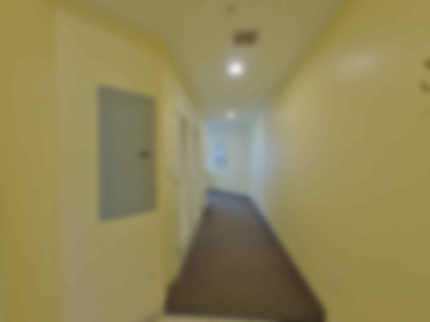 loading blurry tour image