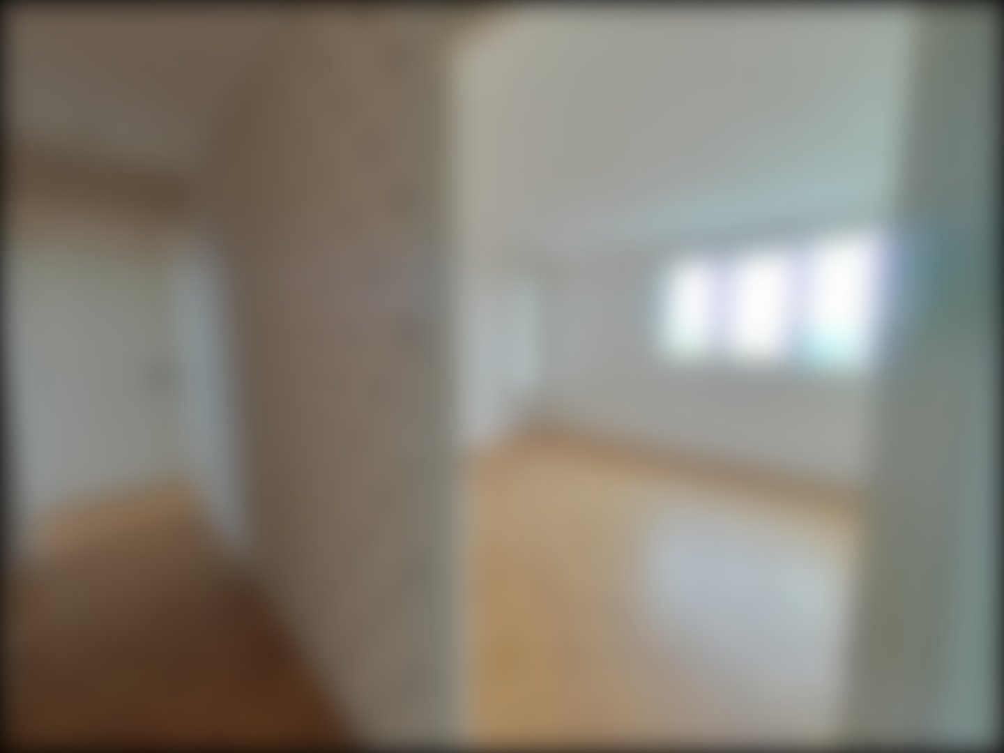 loading blurry tour image