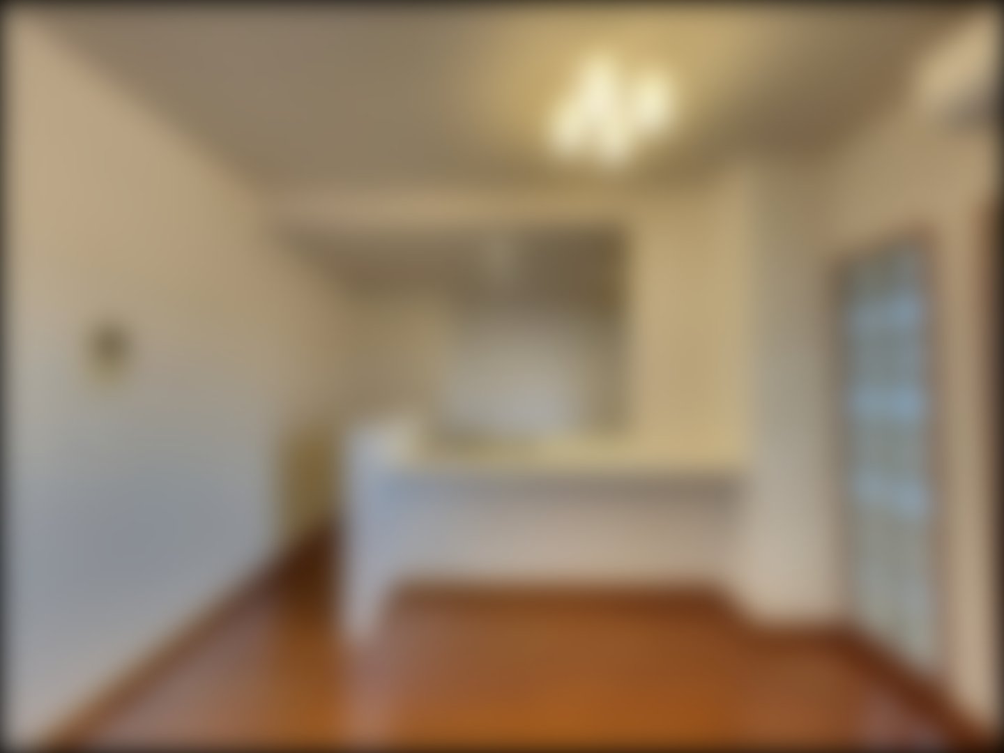 loading blurry tour image