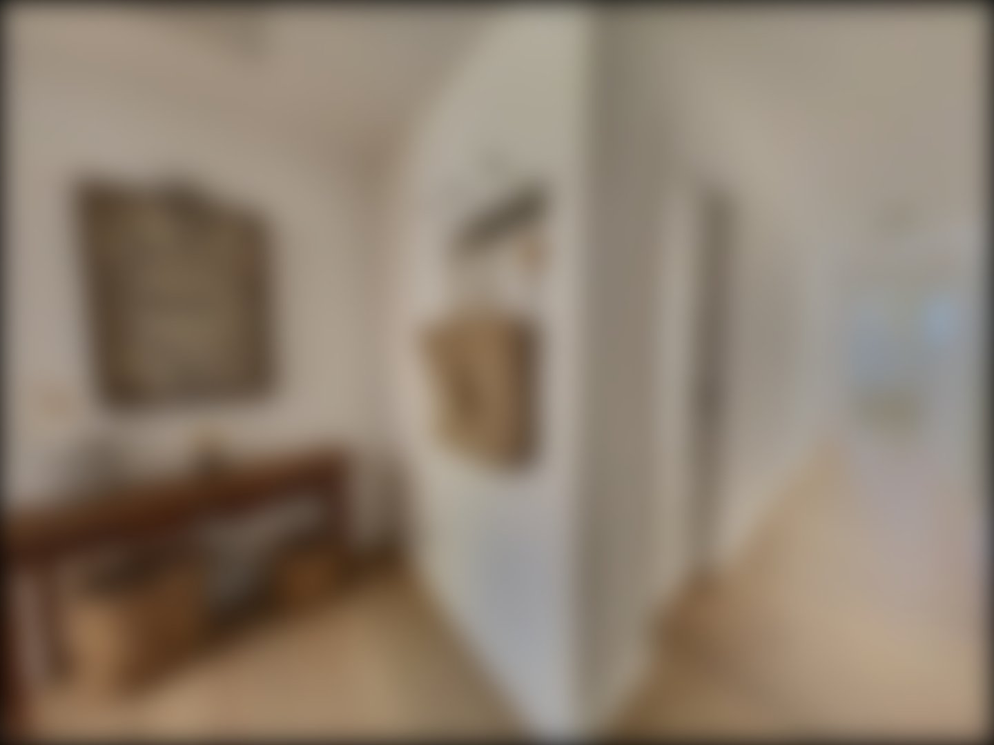 loading blurry tour image