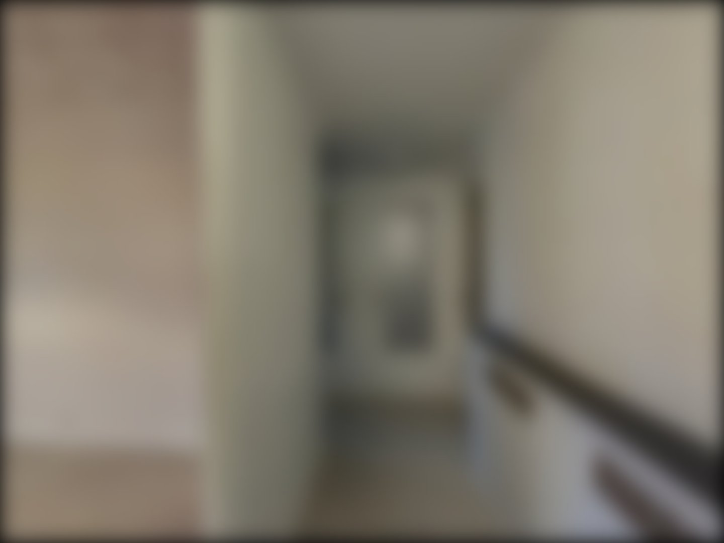 loading blurry tour image