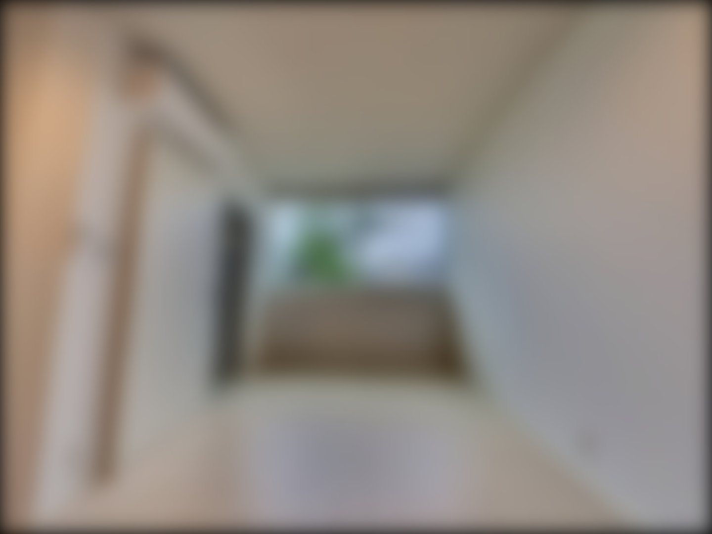 loading blurry tour image