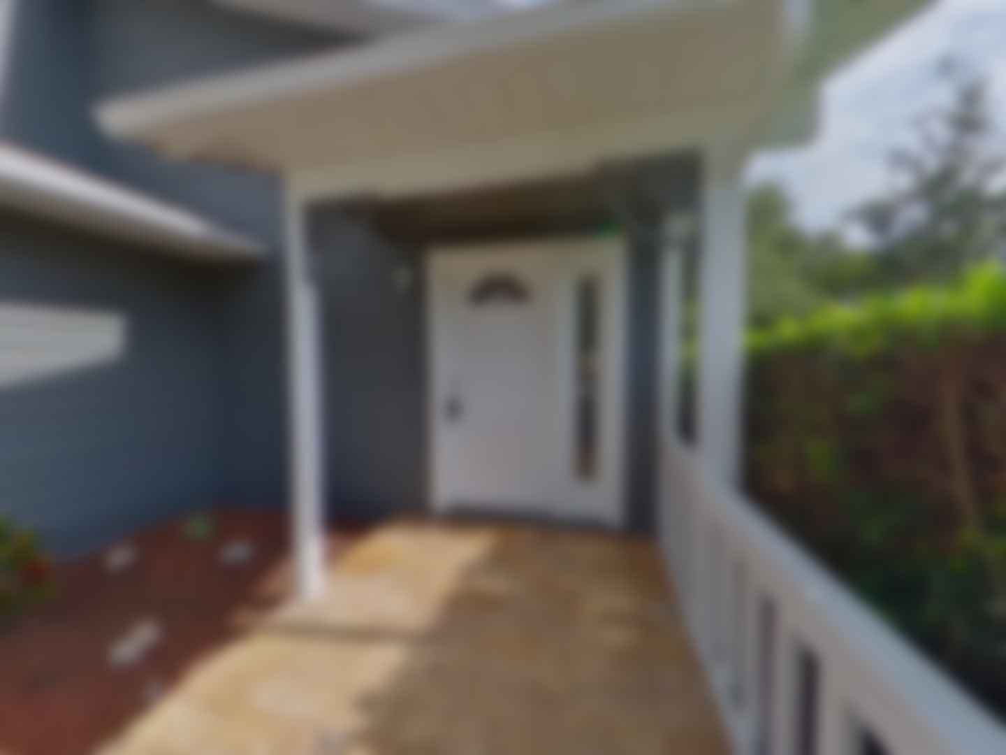 loading blurry tour image