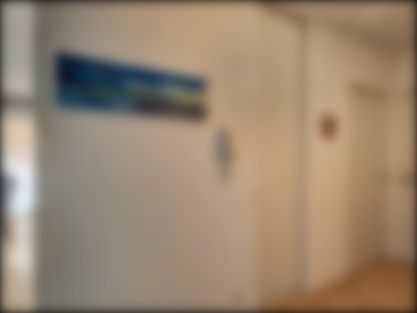 loading blurry tour image