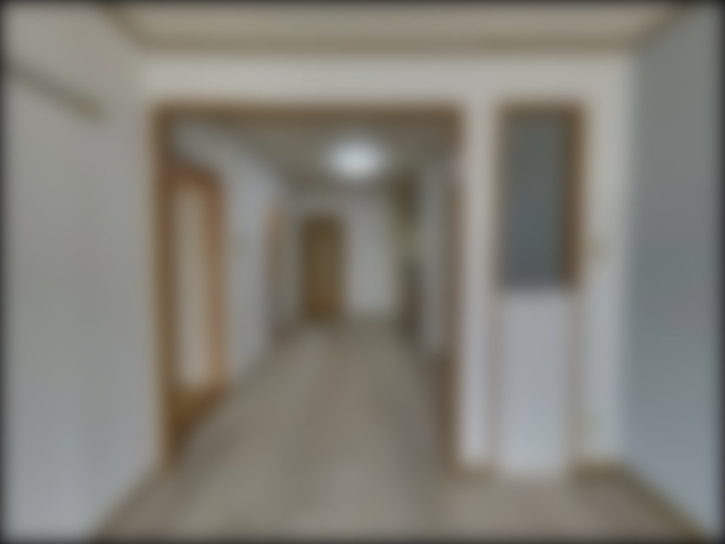 loading blurry tour image