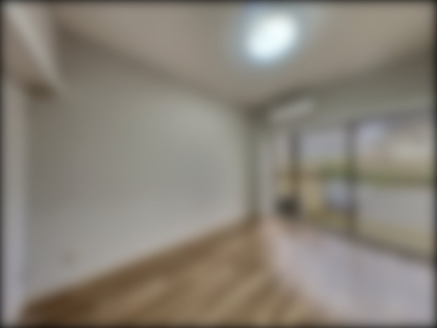 loading blurry tour image