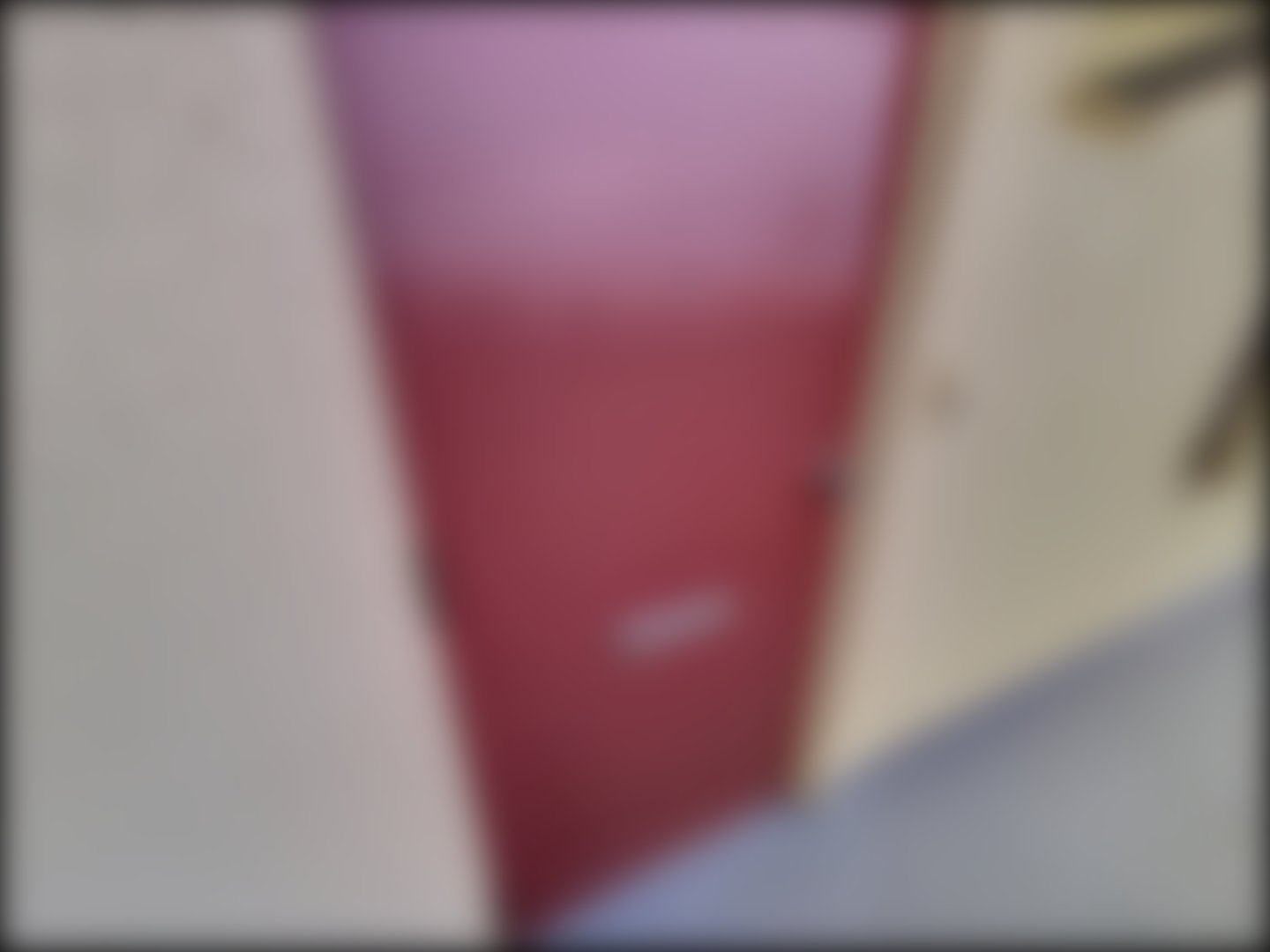 loading blurry tour image