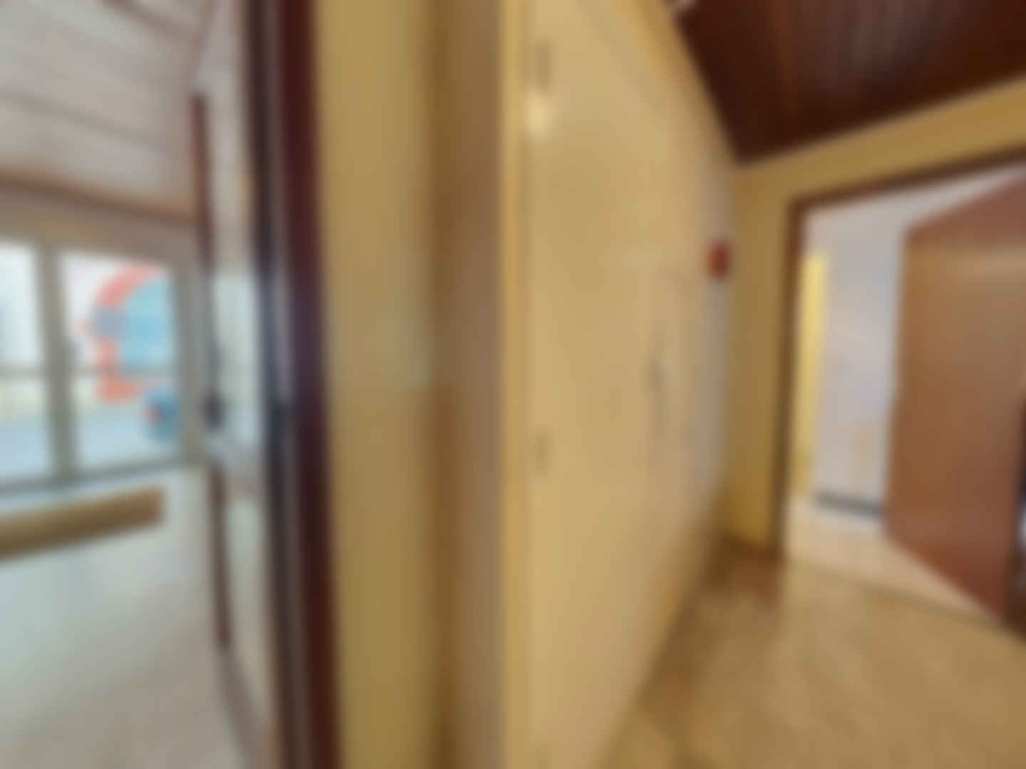 loading blurry tour image