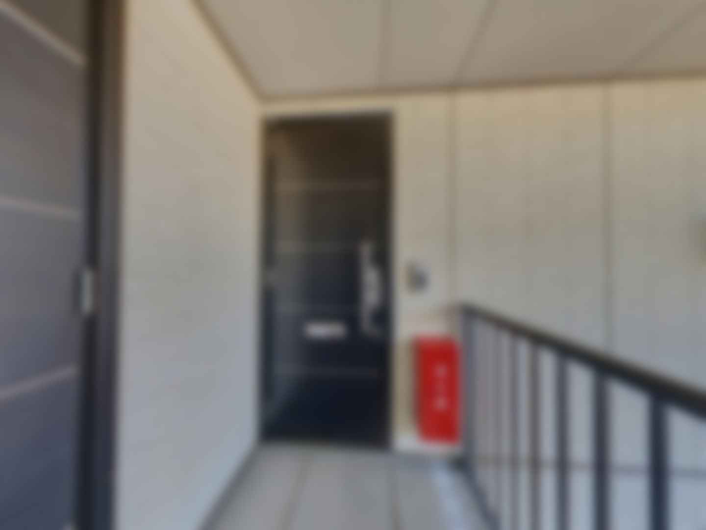 loading blurry tour image