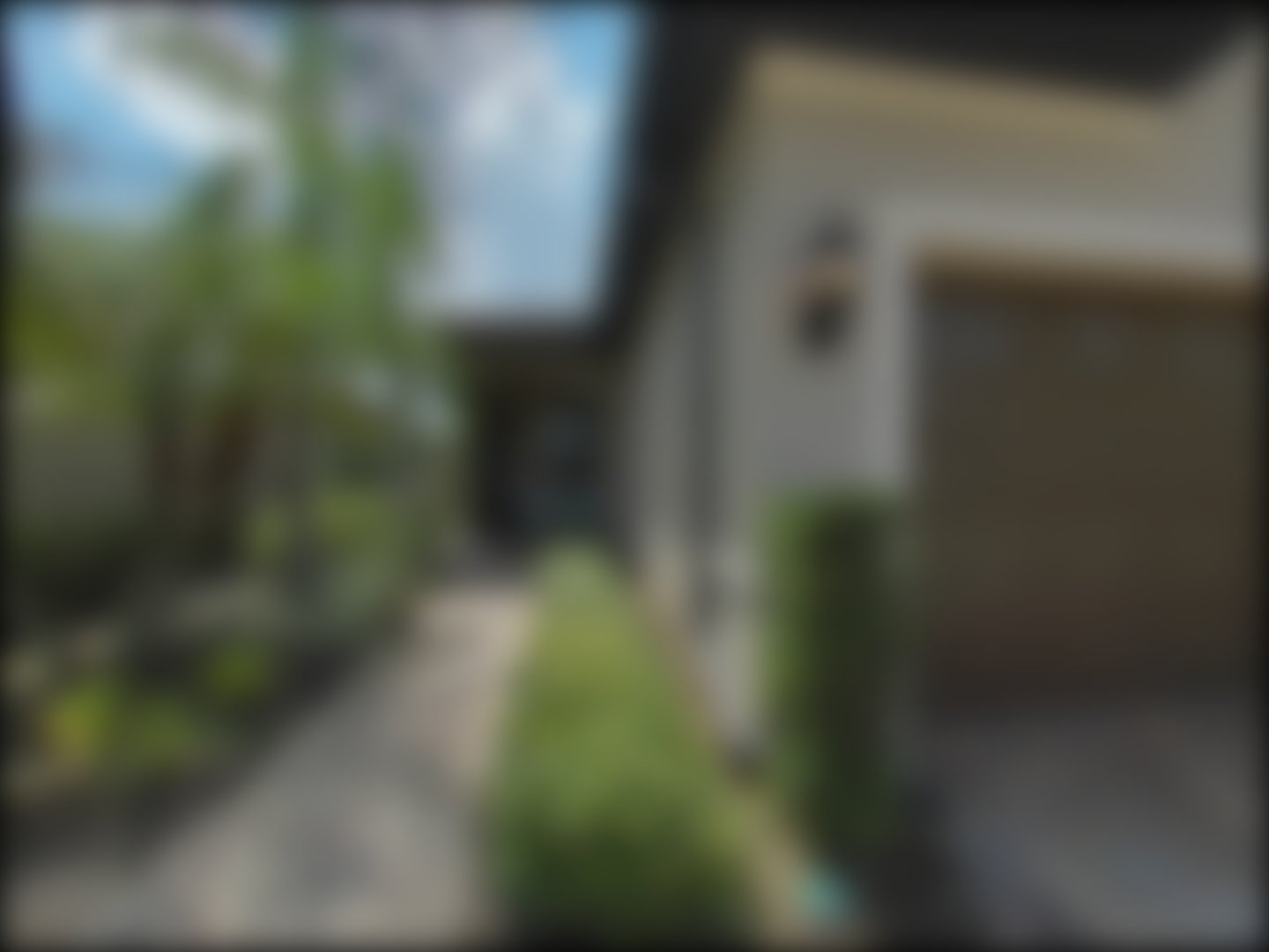 loading blurry tour image