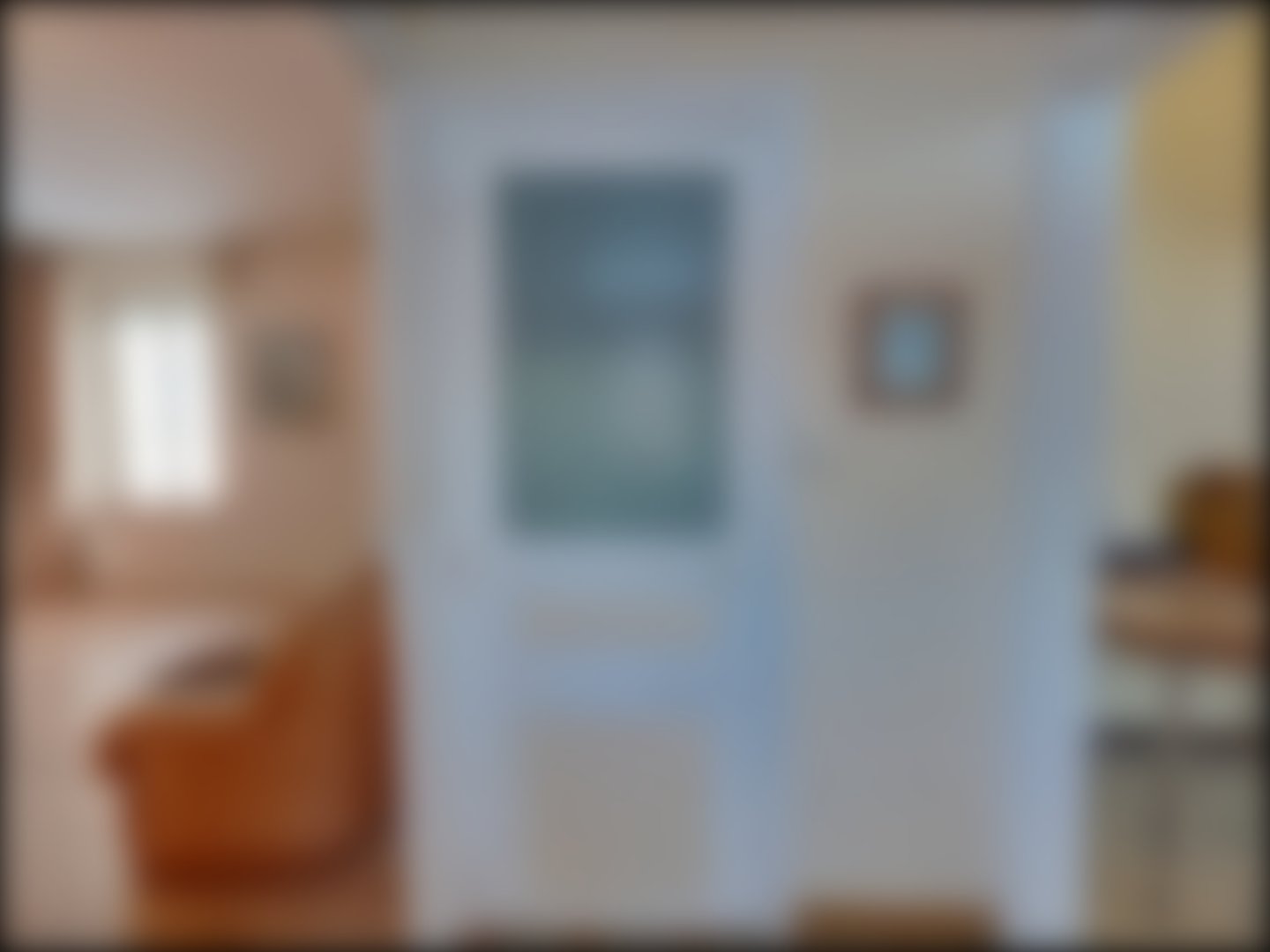 loading blurry tour image