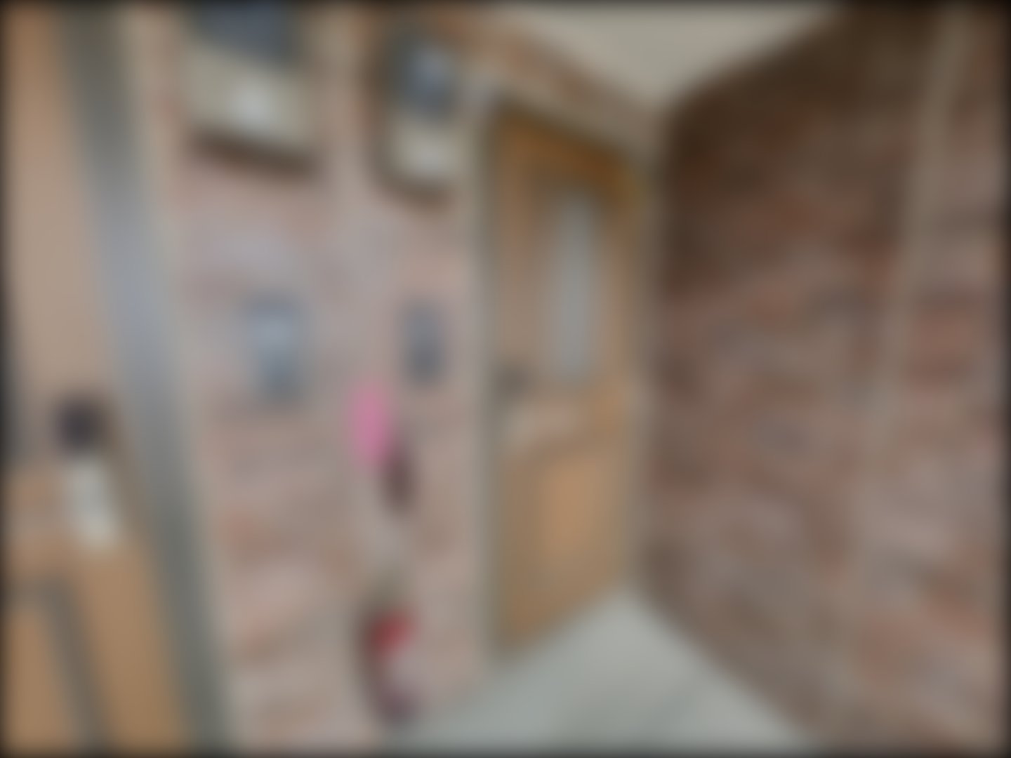 loading blurry tour image