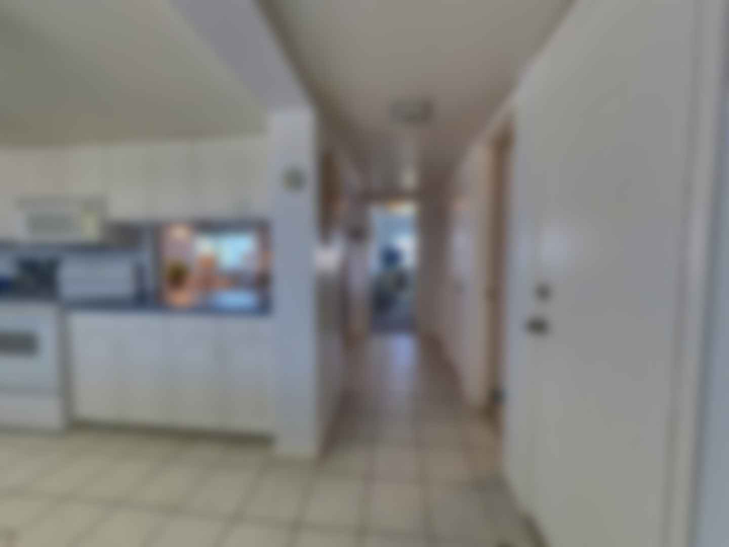 loading blurry tour image