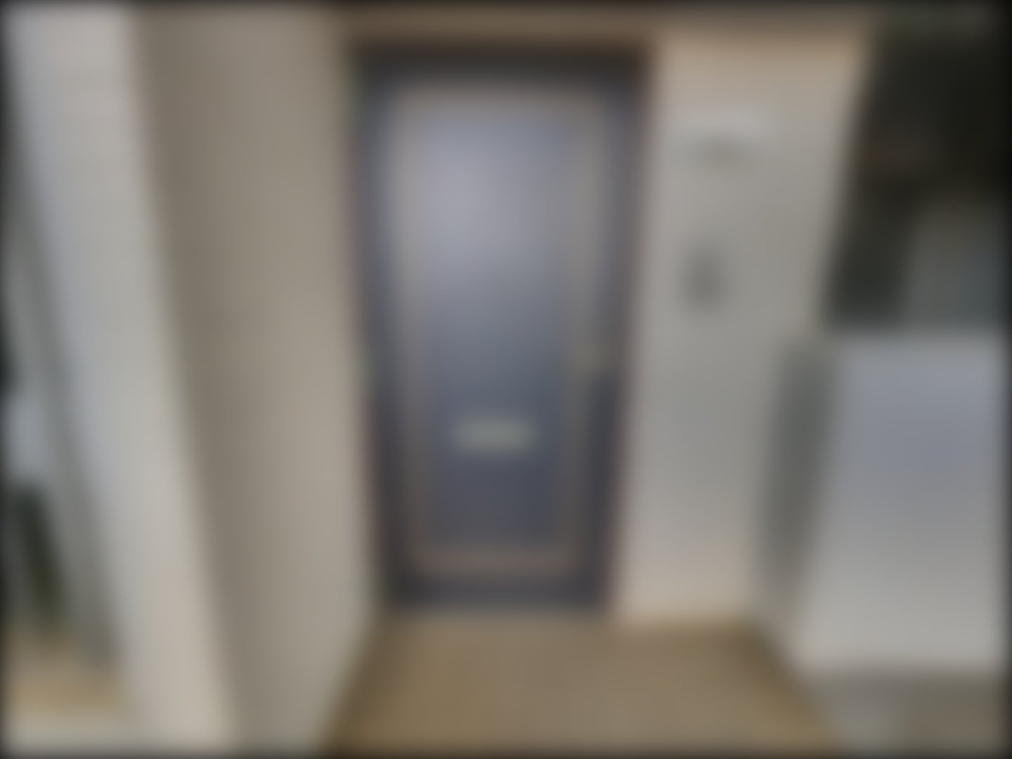 loading blurry tour image