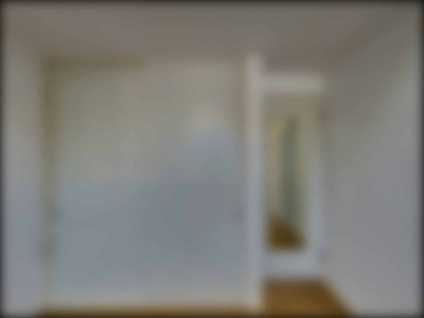 loading blurry tour image