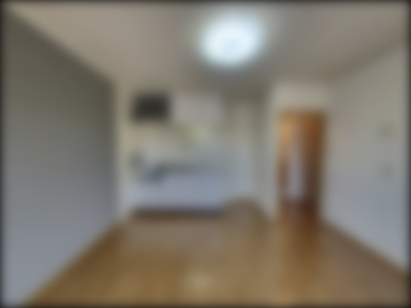 loading blurry tour image