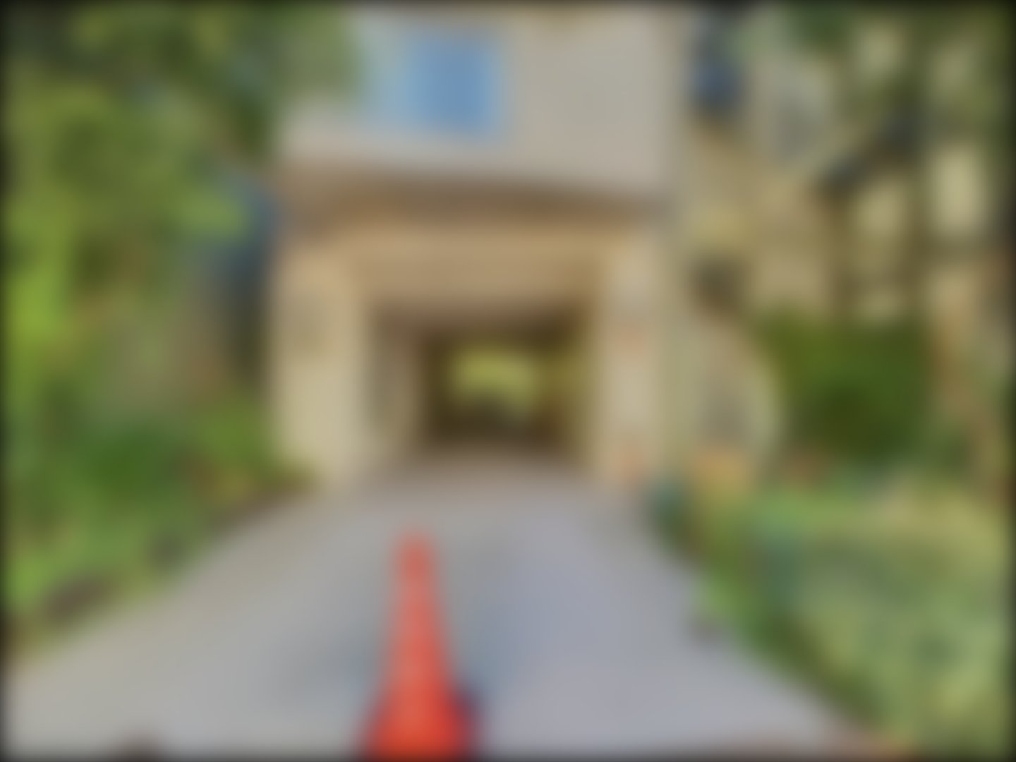 loading blurry tour image