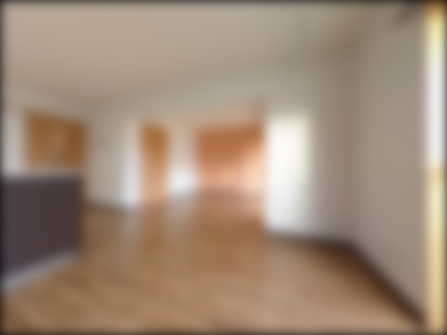 loading blurry tour image