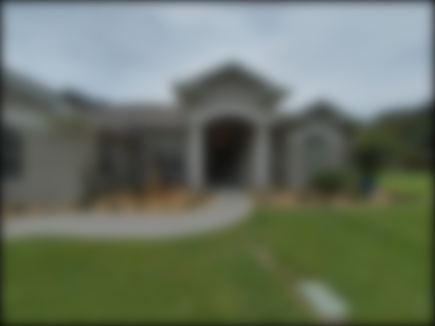 loading blurry tour image