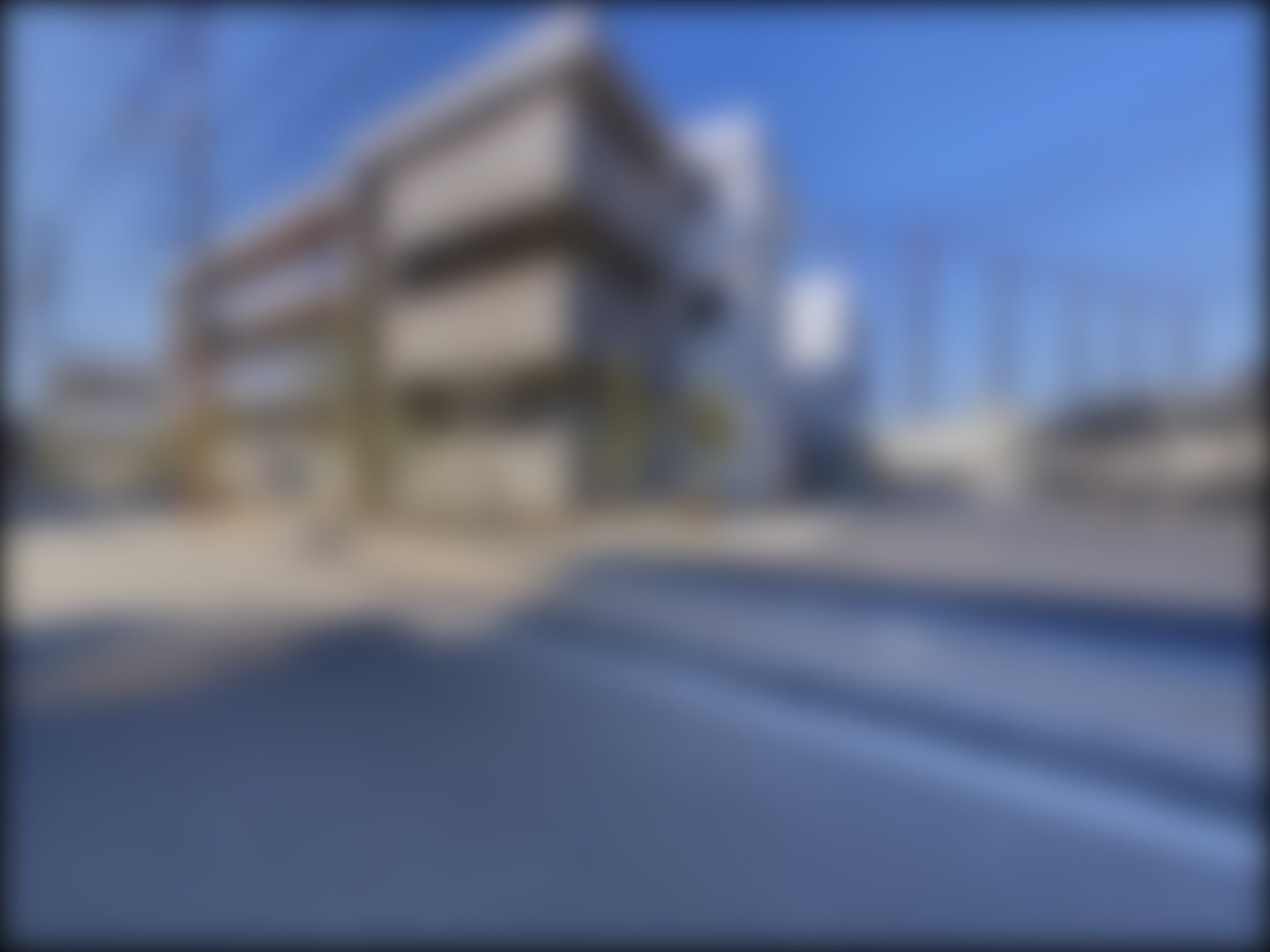 loading blurry tour image