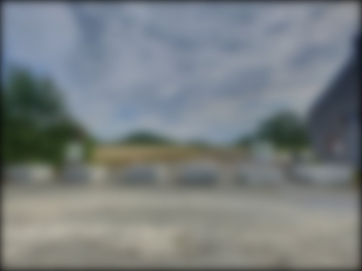 loading blurry tour image