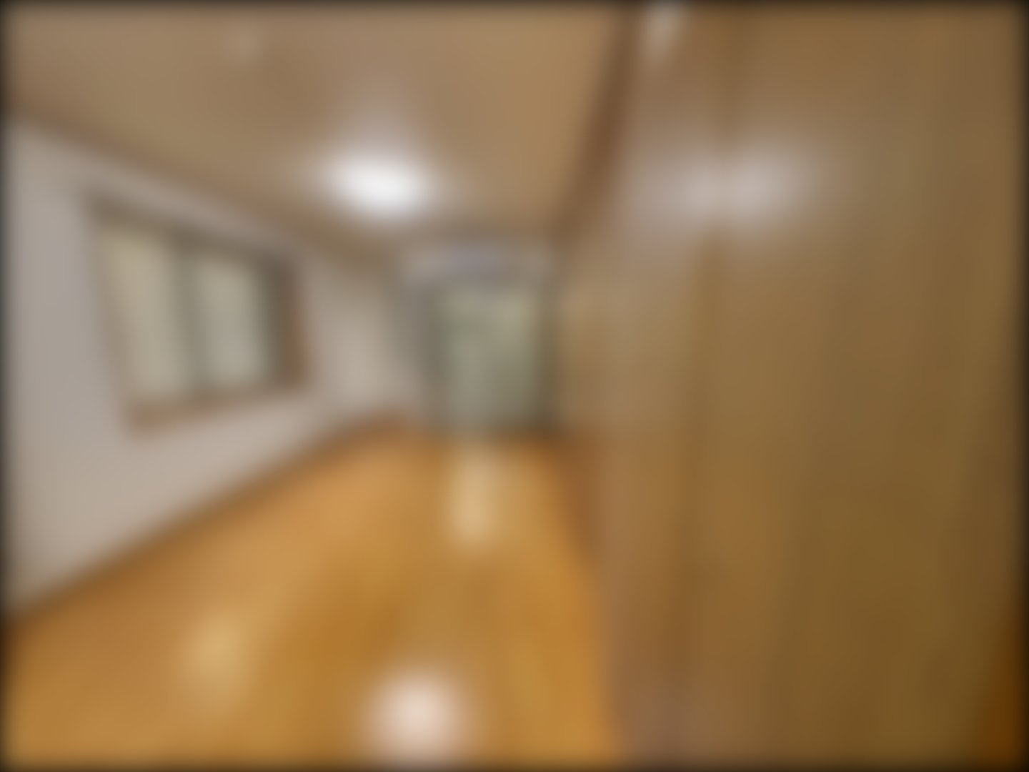 loading blurry tour image