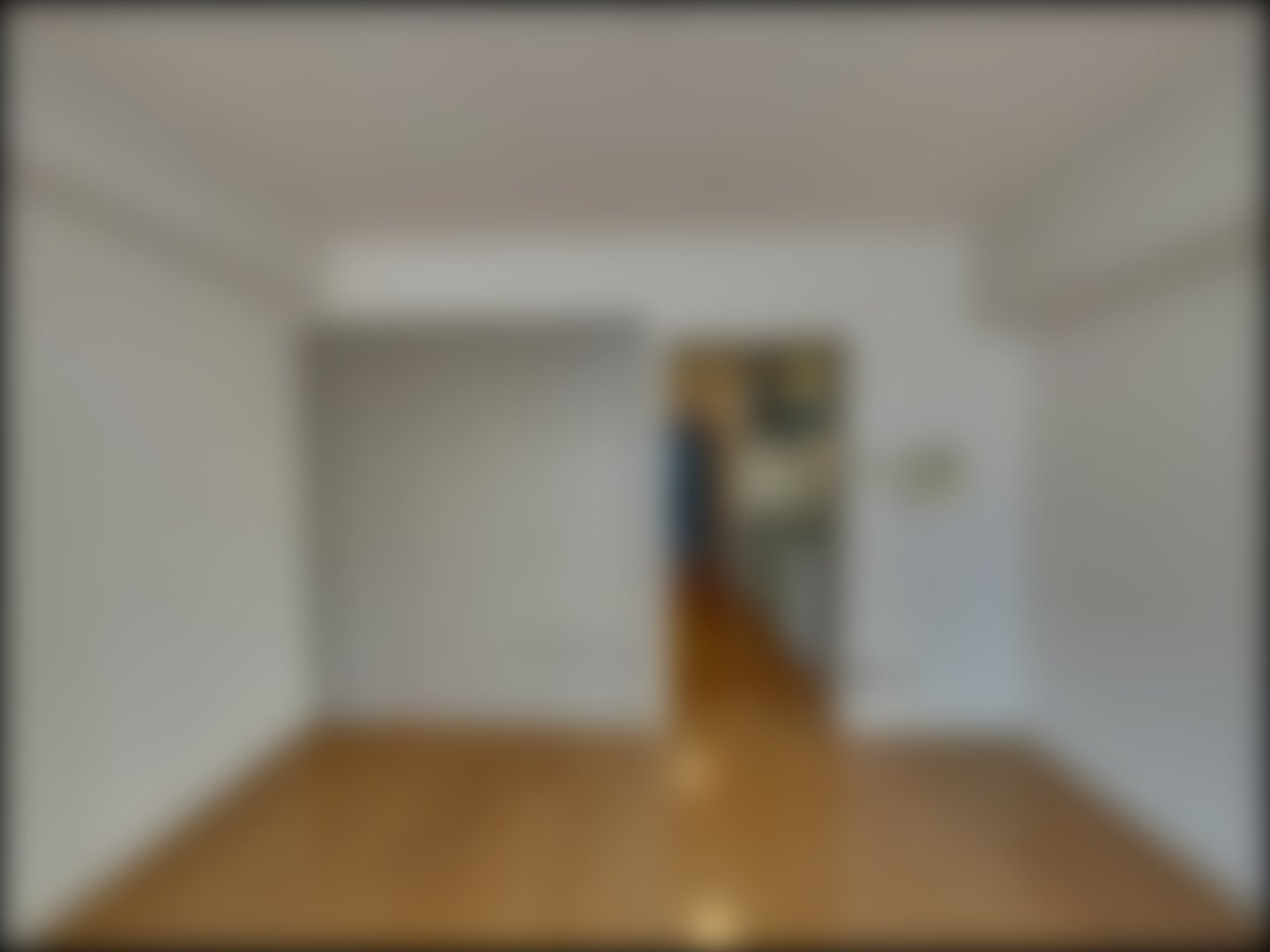 loading blurry tour image