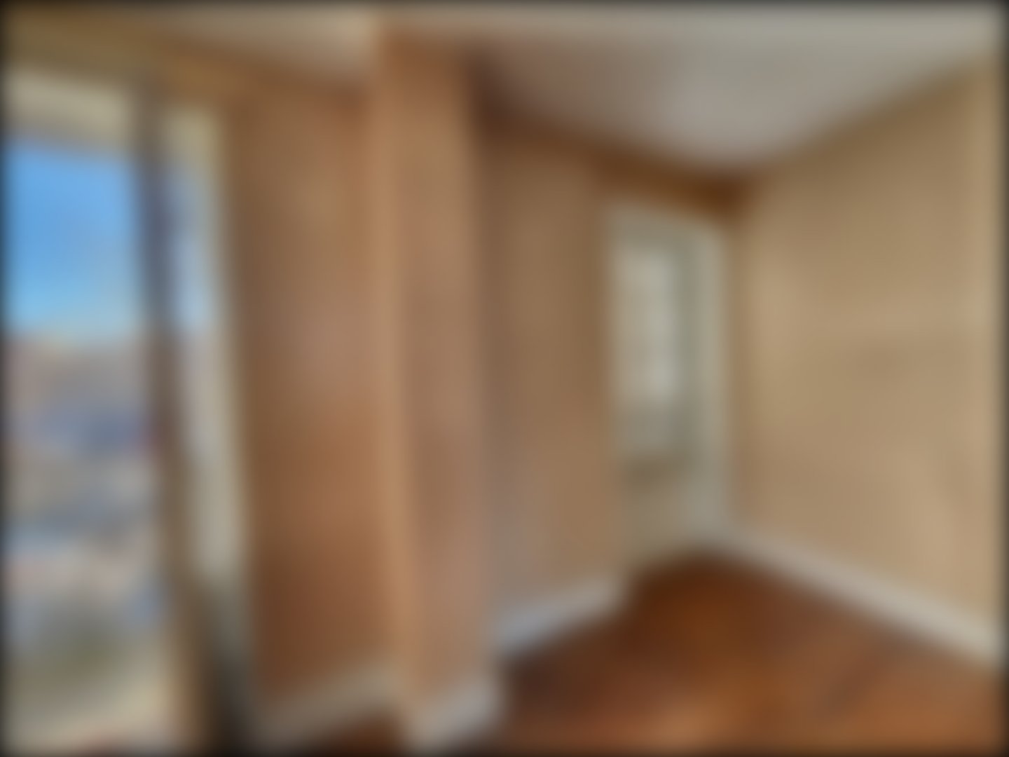 loading blurry tour image