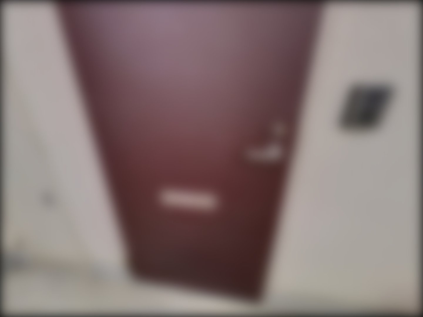 loading blurry tour image