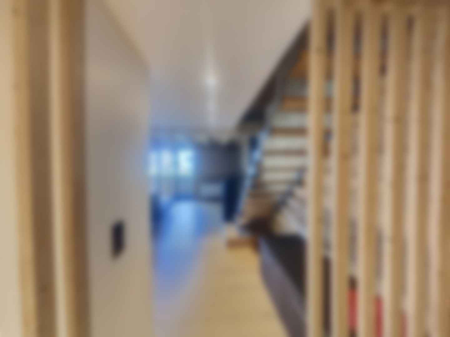 loading blurry tour image