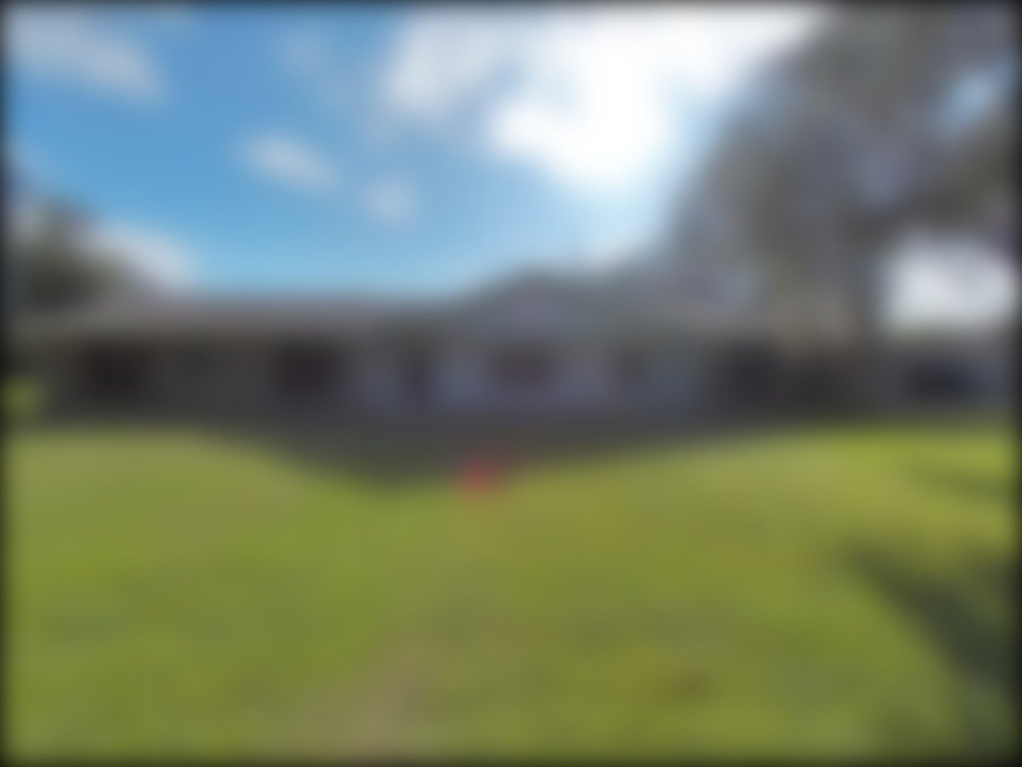 loading blurry tour image