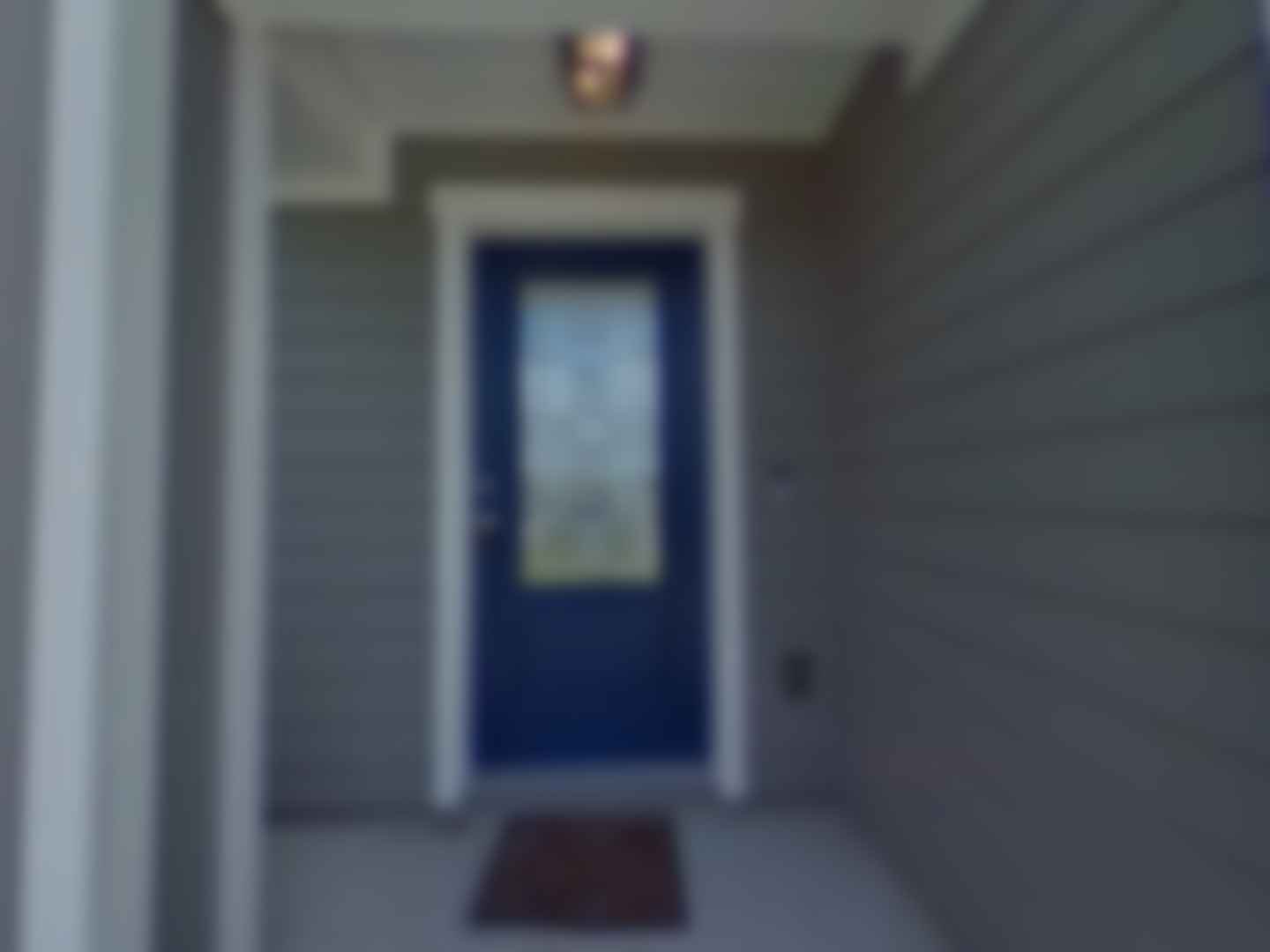 loading blurry tour image