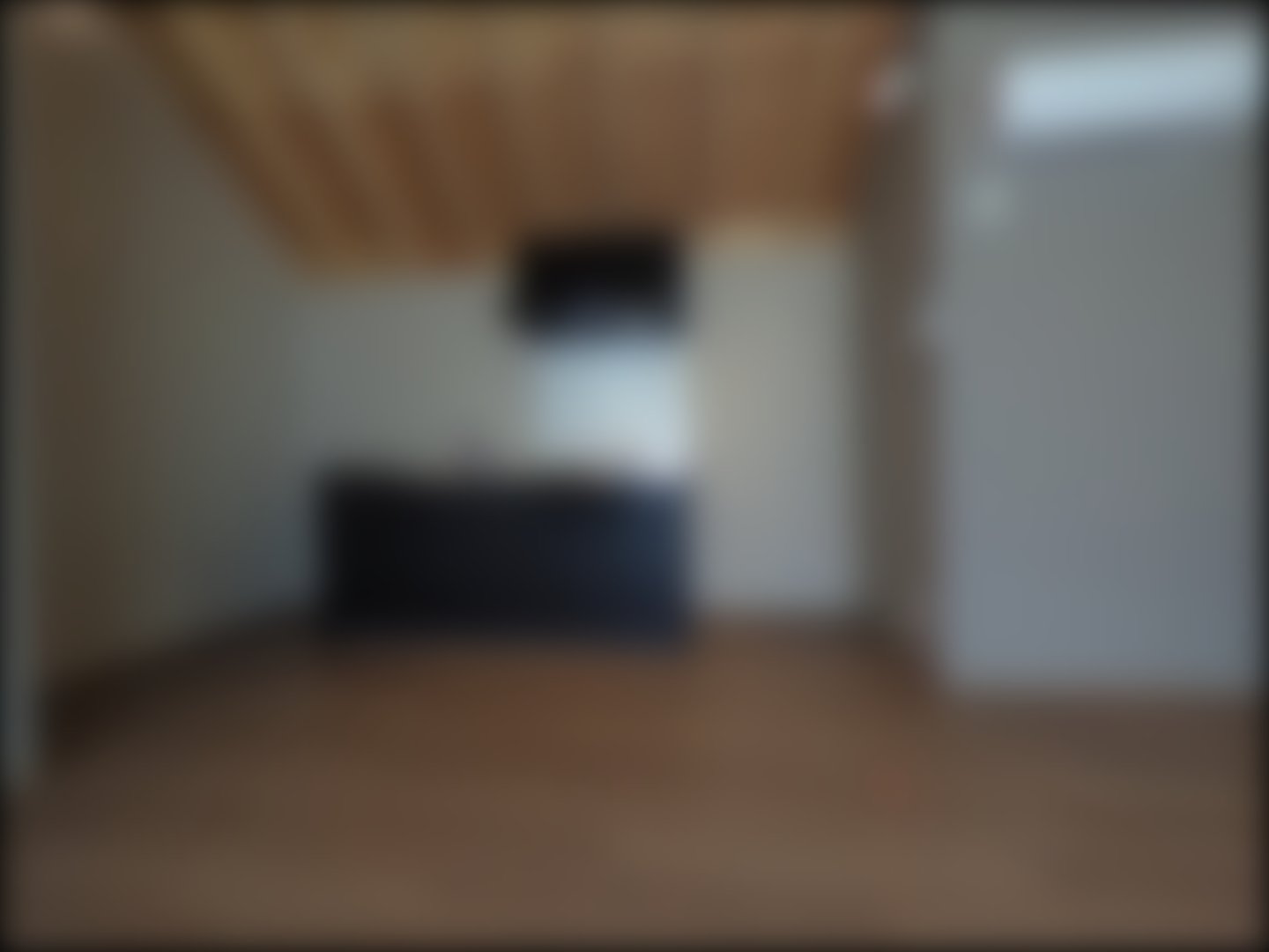 loading blurry tour image