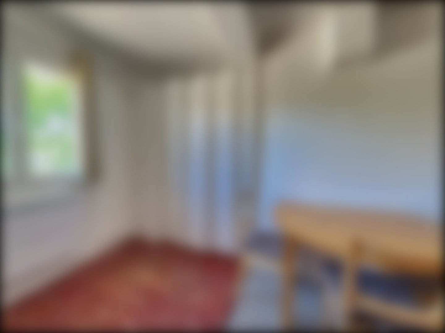 loading blurry tour image