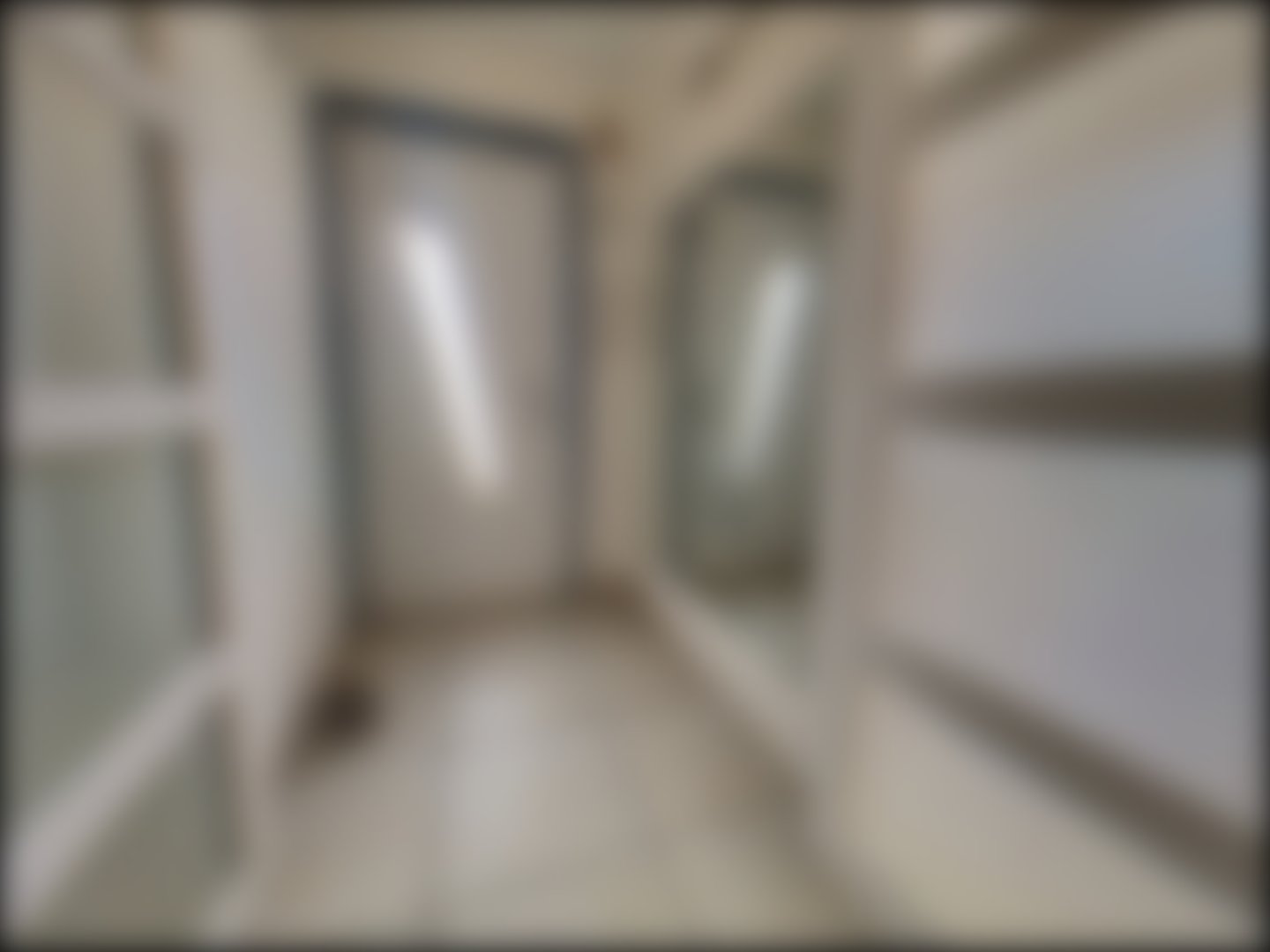 loading blurry tour image