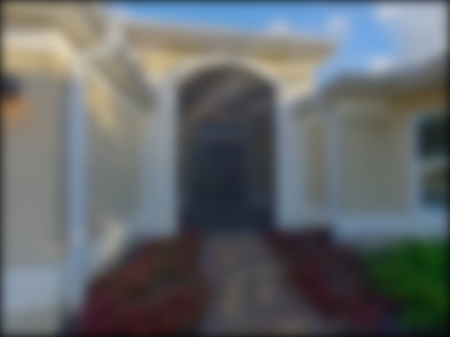 loading blurry tour image