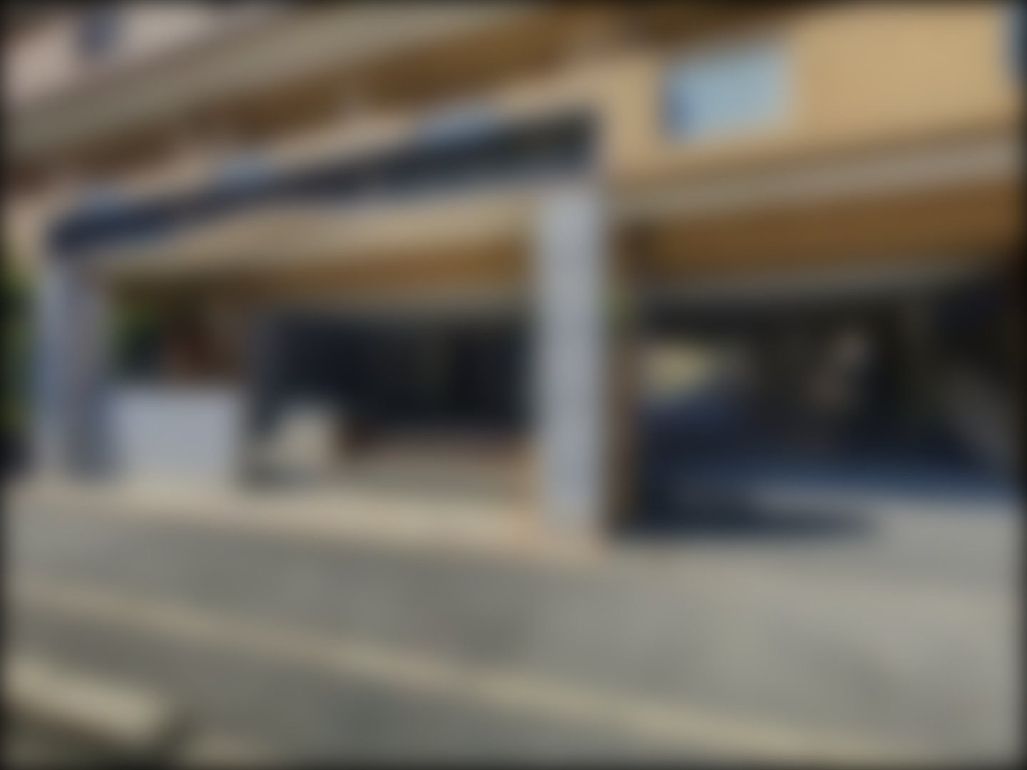 loading blurry tour image