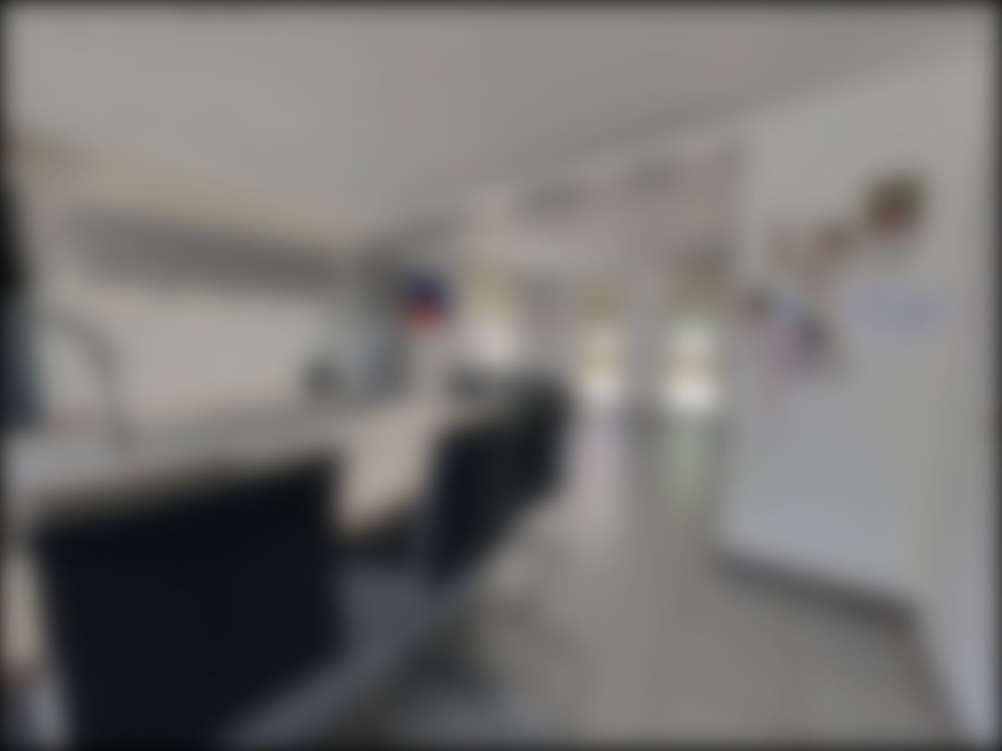 loading blurry tour image