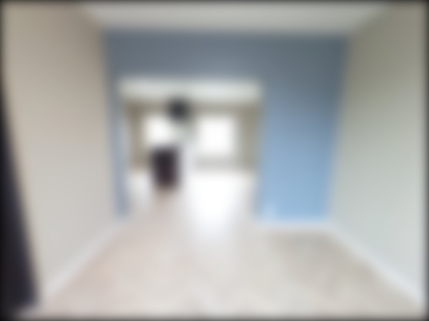 loading blurry tour image