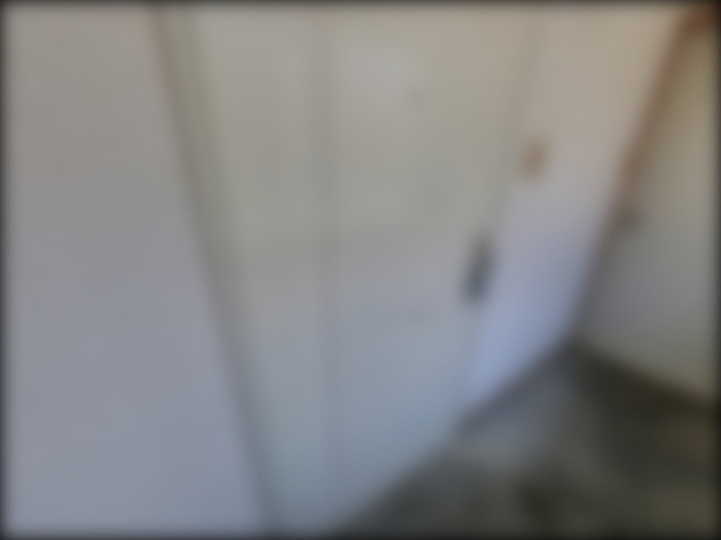 loading blurry tour image