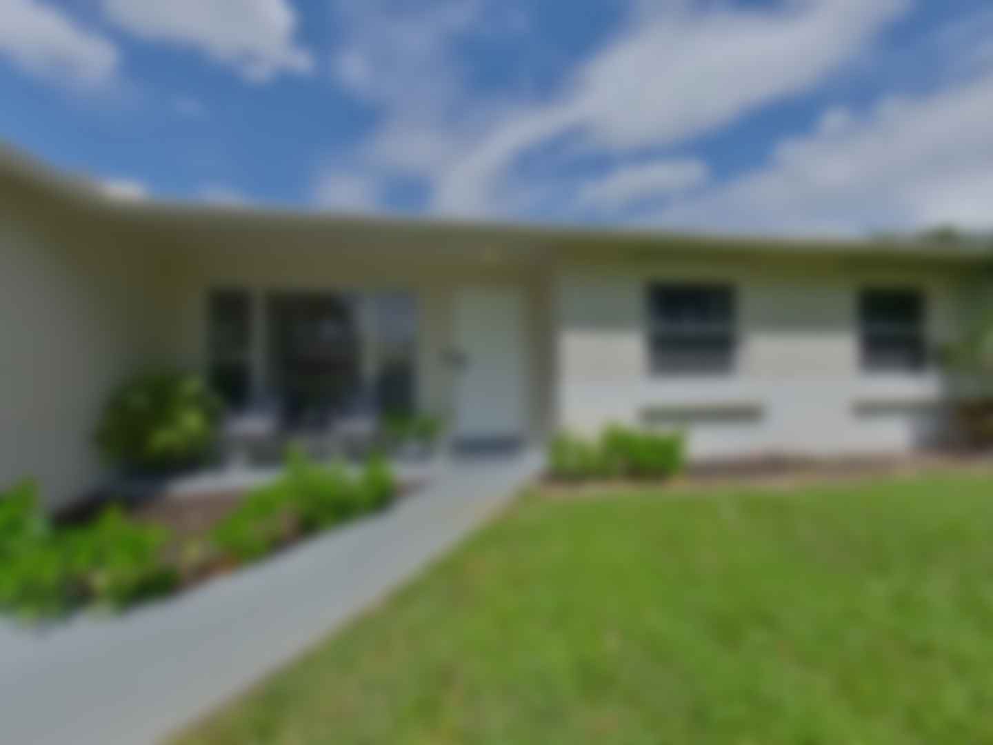 loading blurry tour image