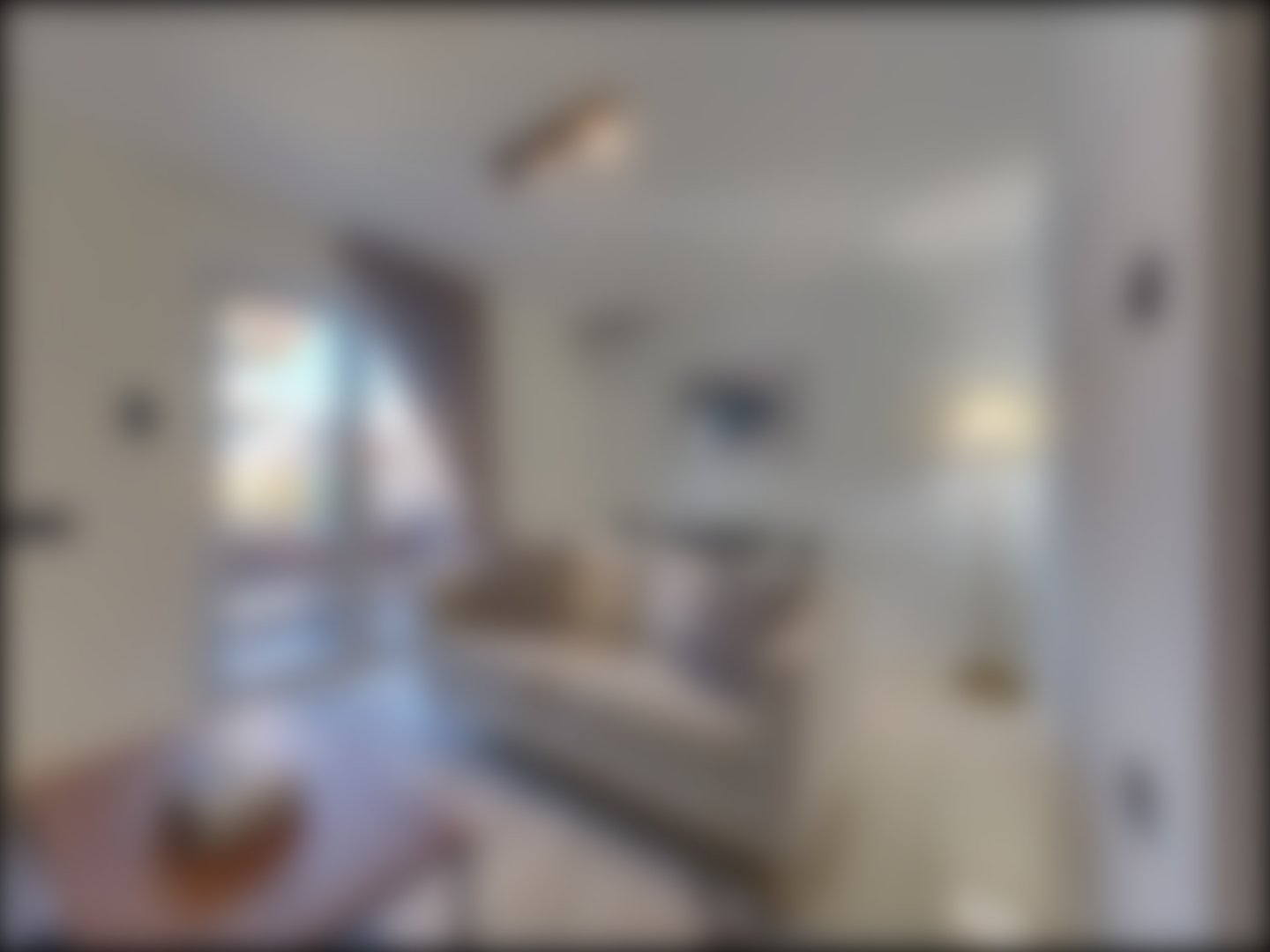 loading blurry tour image