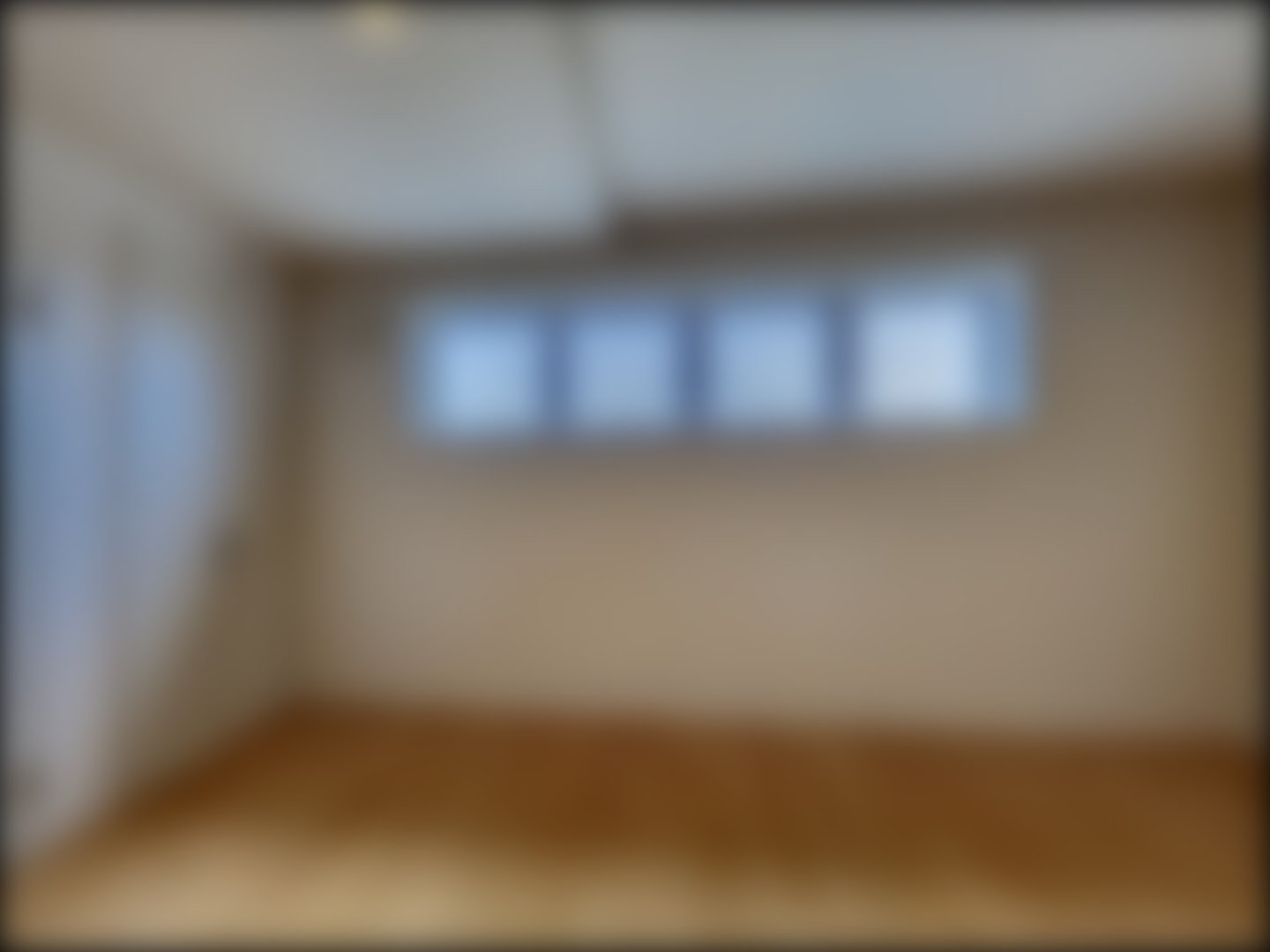 loading blurry tour image