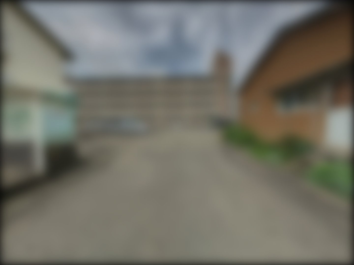 loading blurry tour image