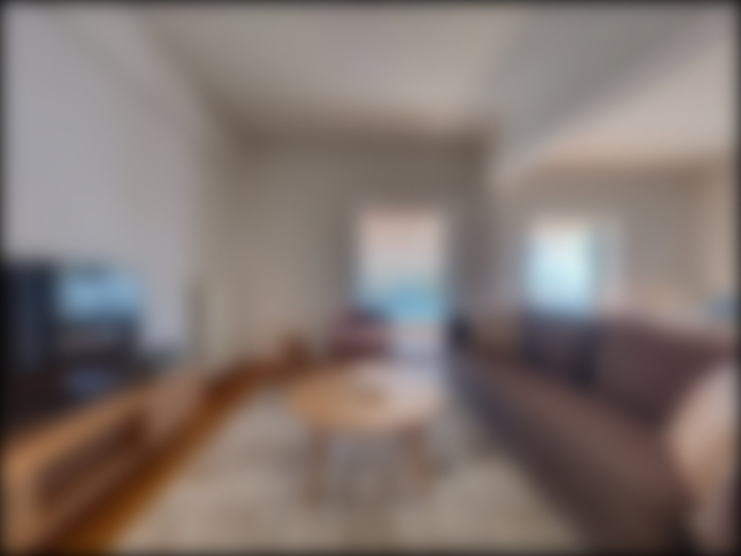 loading blurry tour image