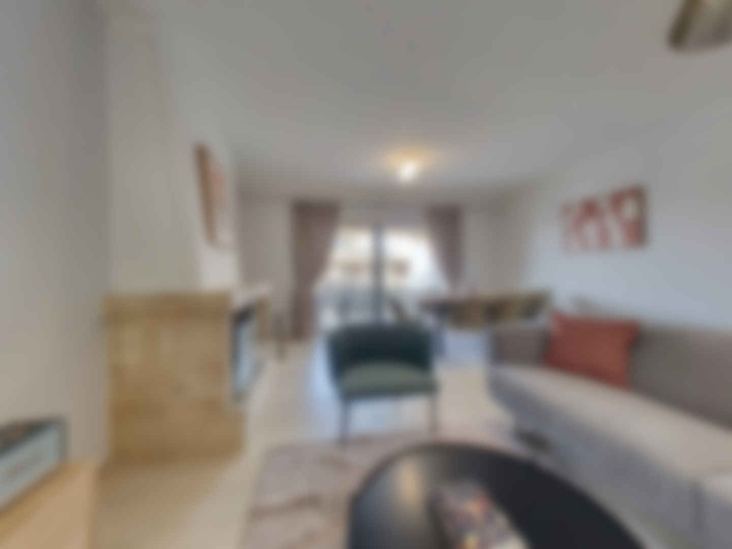 loading blurry tour image