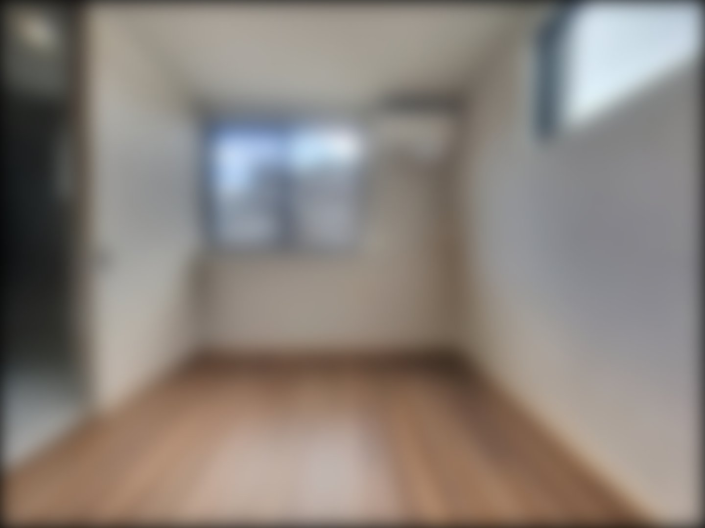 loading blurry tour image