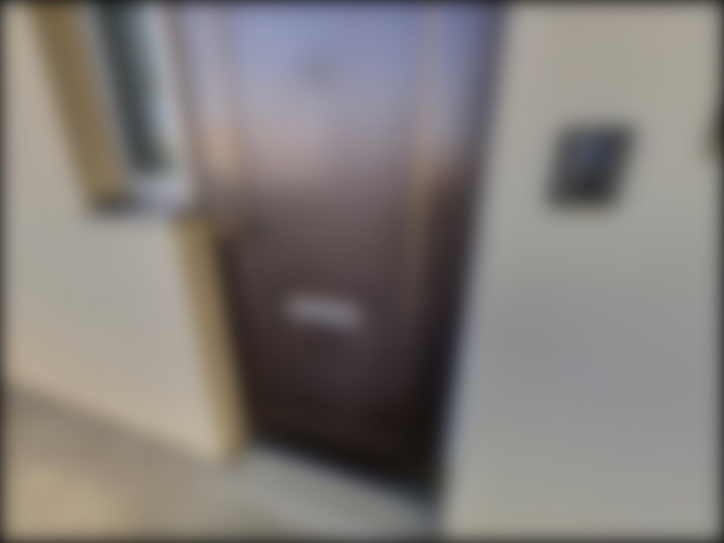 loading blurry tour image